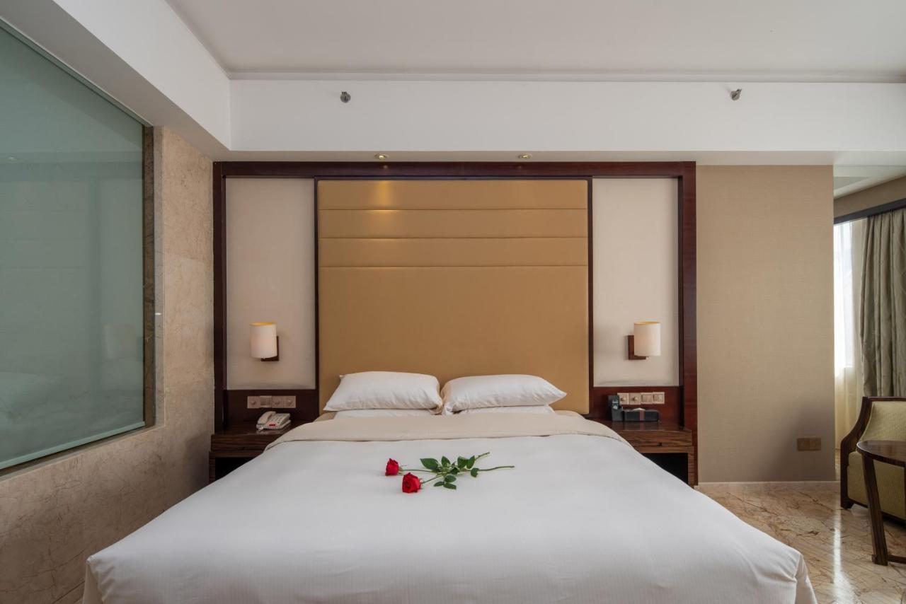 King Royal Hotel Yunfu المظهر الخارجي الصورة