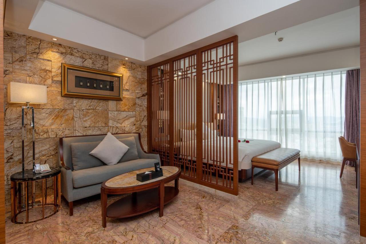 King Royal Hotel Yunfu المظهر الخارجي الصورة