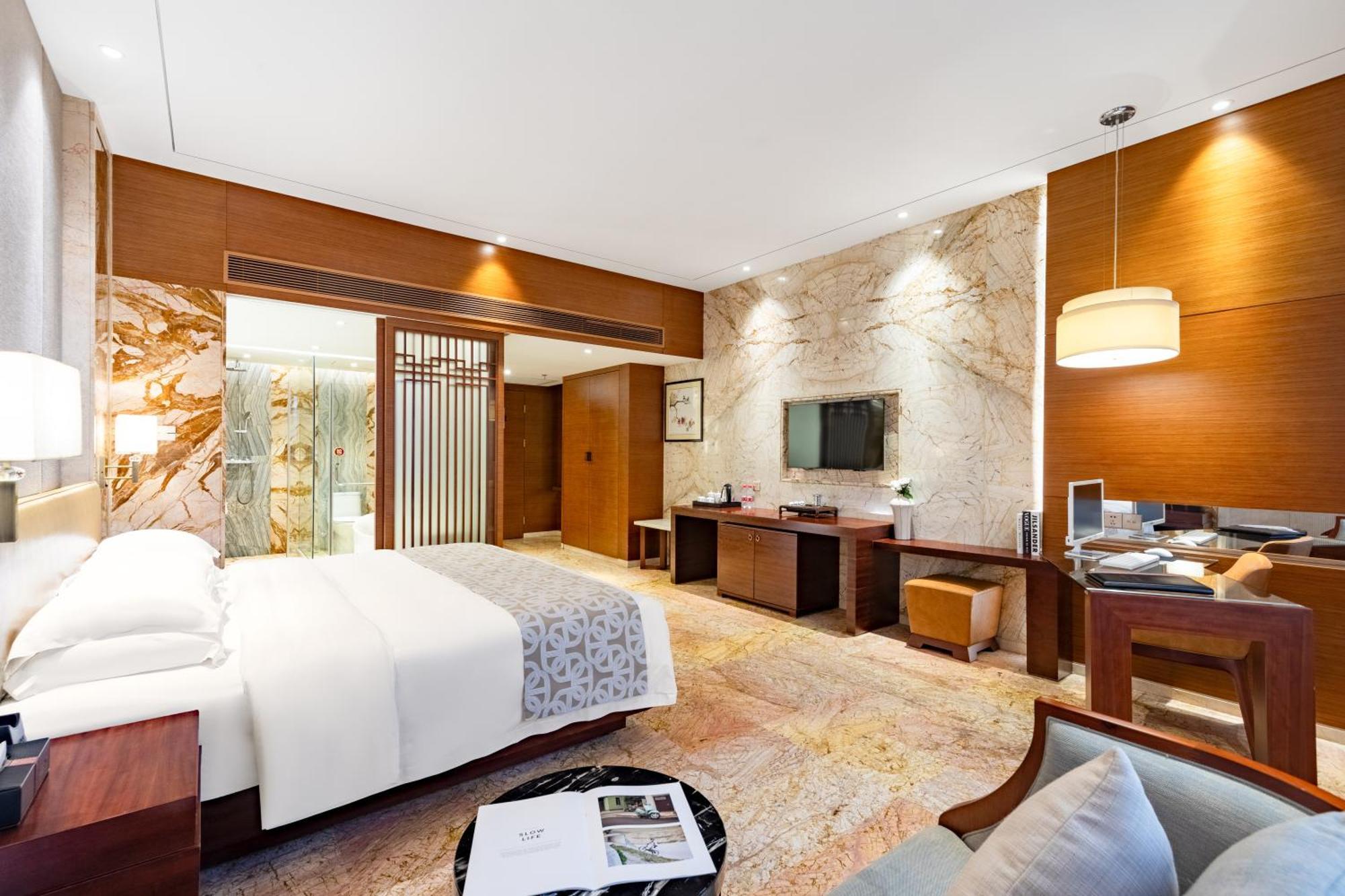 King Royal Hotel Yunfu المظهر الخارجي الصورة