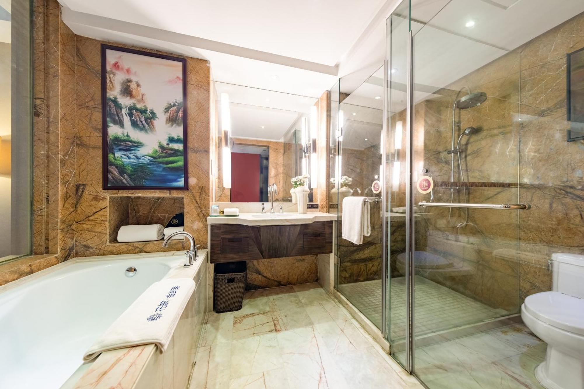 King Royal Hotel Yunfu المظهر الخارجي الصورة